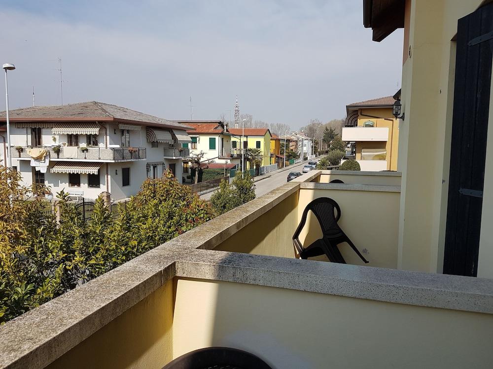 Small Royal Rc12 Hotel 3*